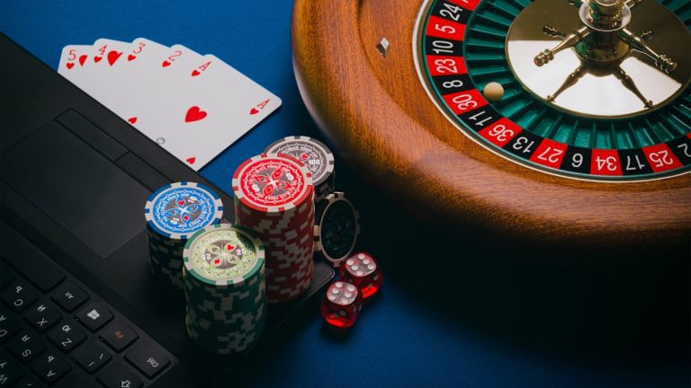 Discover the Exciting World of Free Social Casino Games